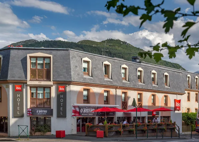 Centre Gare 3 Etoiles ルルド