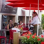 Centre Gare 3 Etoiles Hotel