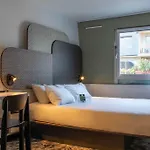 Centre Gare 3 Etoiles Hotel