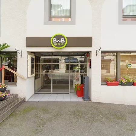 卢尔德中心咖利宜必思酒店 酒店 3*