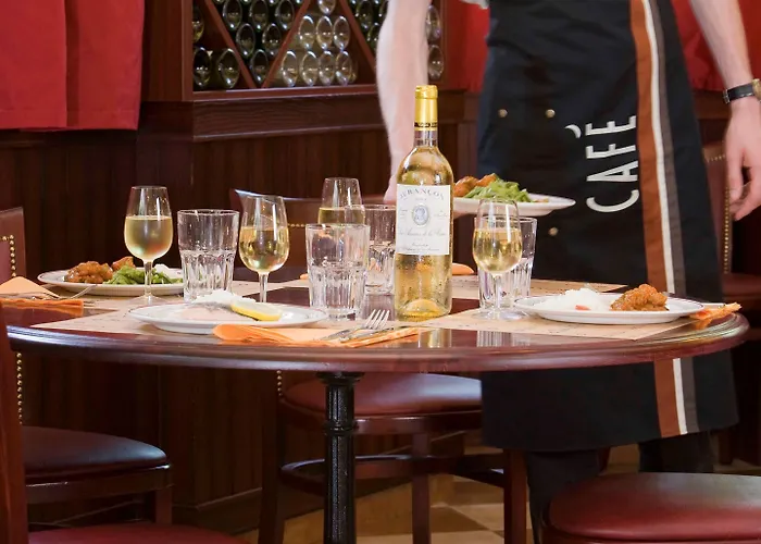 Centre Gare 3 Etoiles Hotell 3*