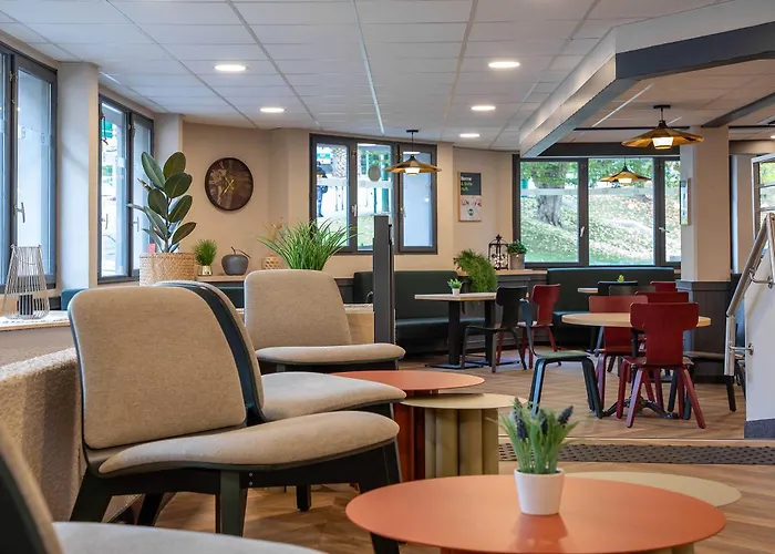 Centre Gare 3 Etoiles Λούρδη