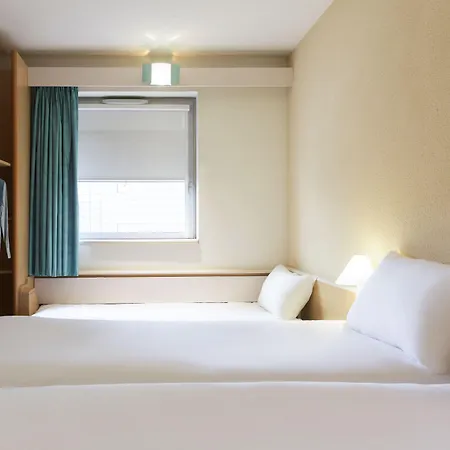 Hotel Ibis Centre Gare 3*