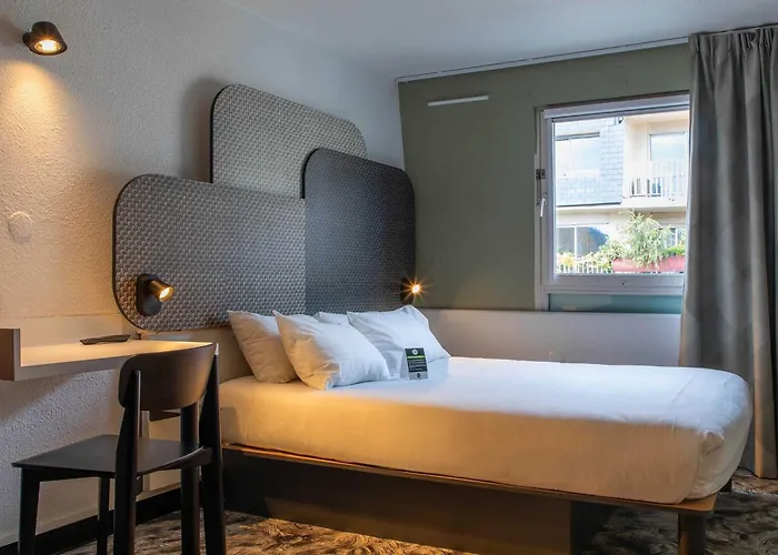 Centre Gare 3 Etoiles Hotel